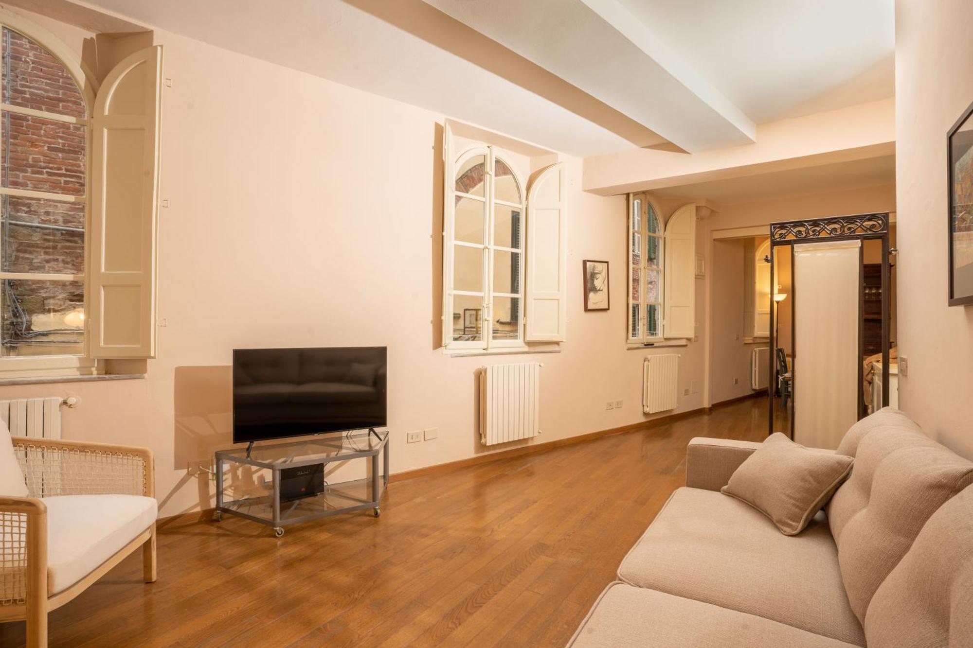 Il Gallo - Charming Apartment In Lucca Heart Exterior foto