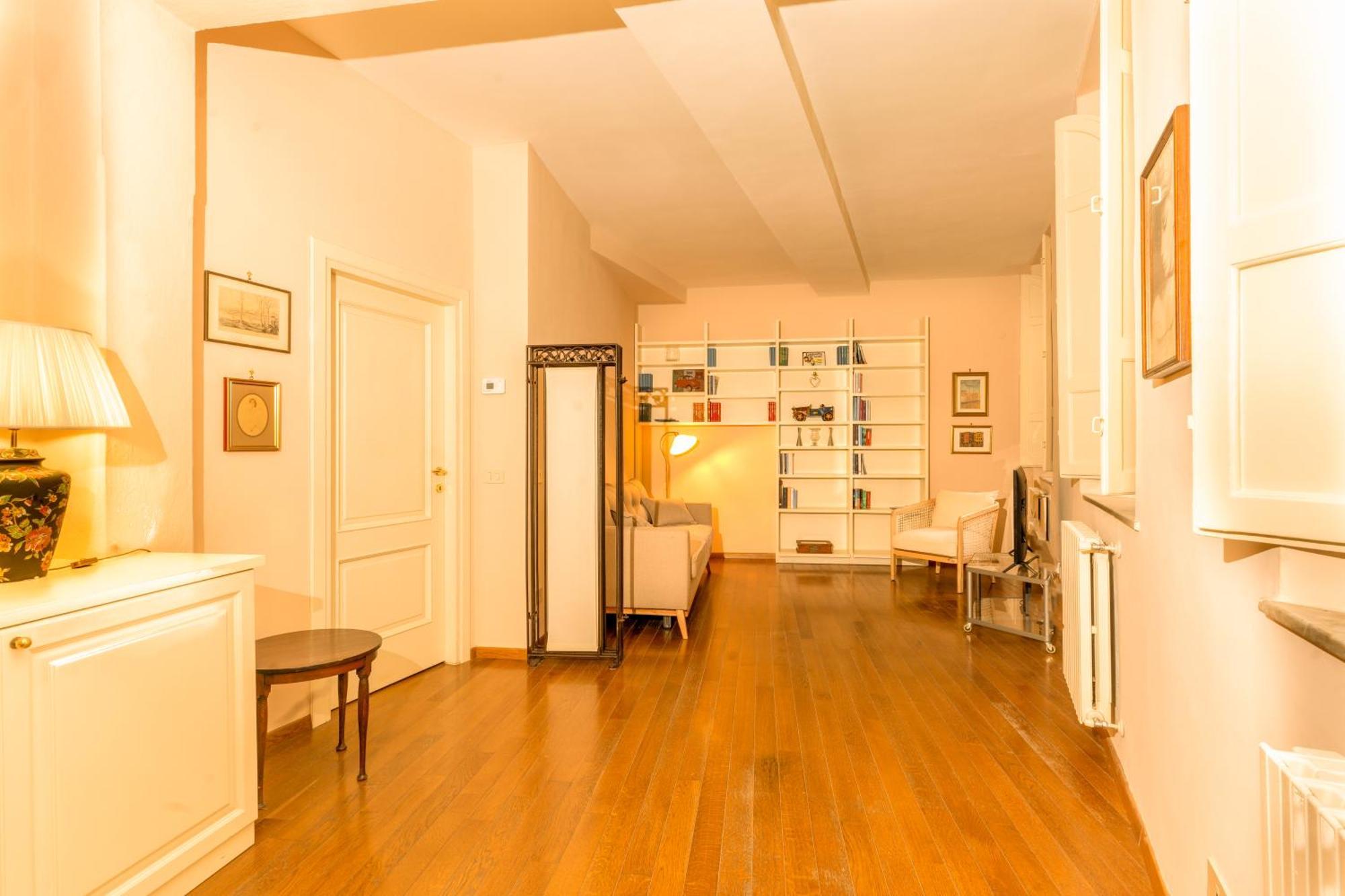 Il Gallo - Charming Apartment In Lucca Heart Exterior foto