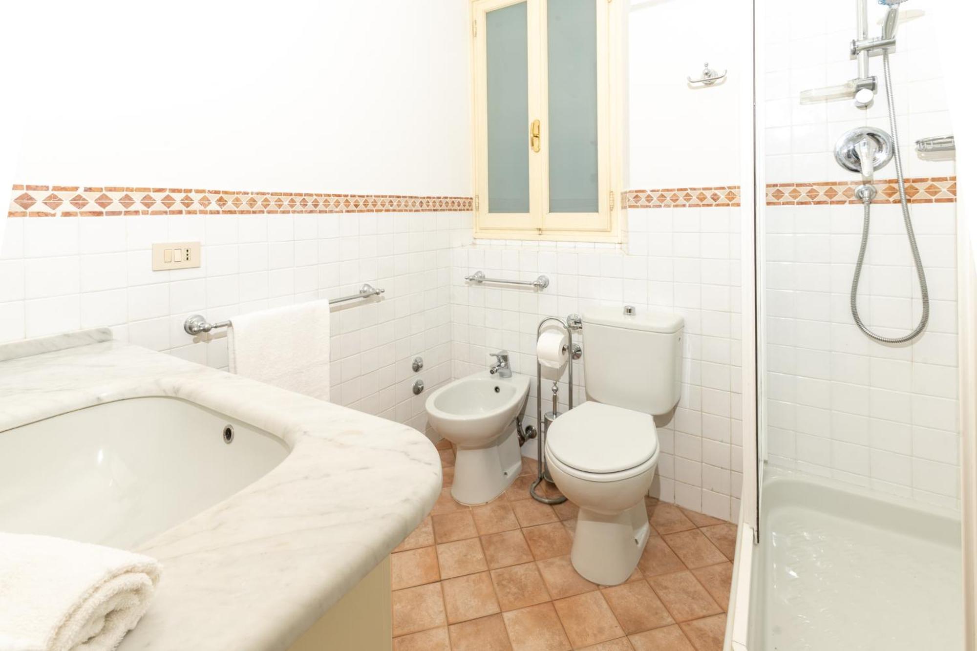 Il Gallo - Charming Apartment In Lucca Heart Exterior foto